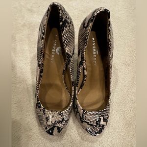 Riverberry Wimen’s Stilettos Open toe size 7.5